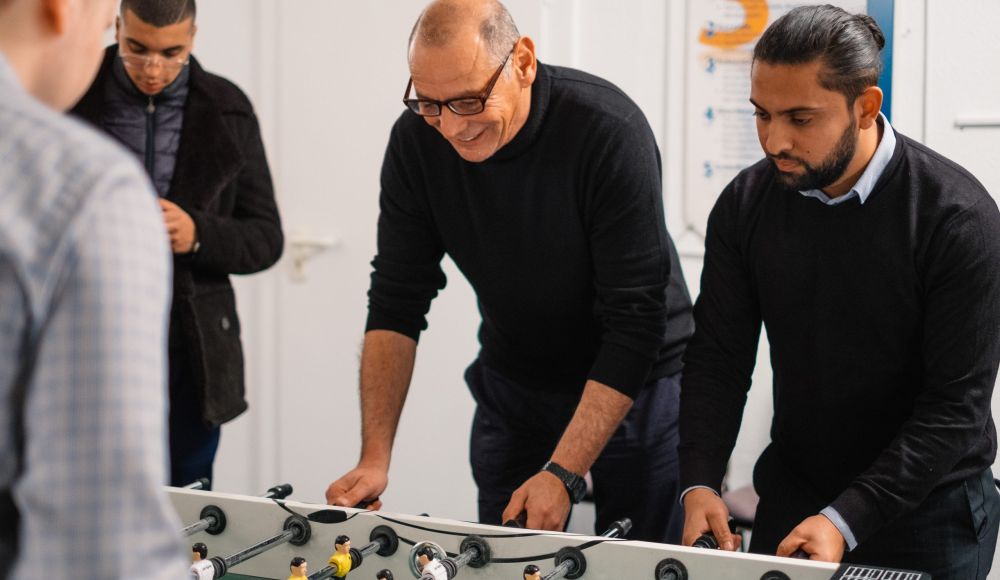 Angenehme Arbeitsatmosphäre - Nase + Hai Vertriebsagentur